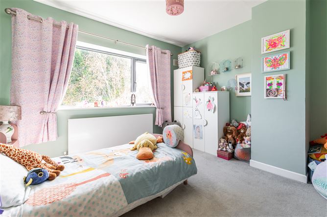 35 Drummartin Park, Goatstown, Dublin 14