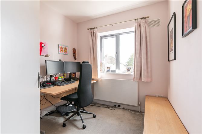 35 Drummartin Park, Goatstown, Dublin 14