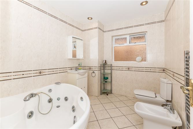 11 Hillcourt, Portmarnock,   County Dublin