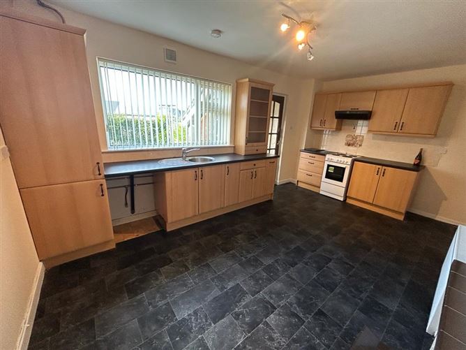 10 Lotamore Grove, Mayfield, Cork