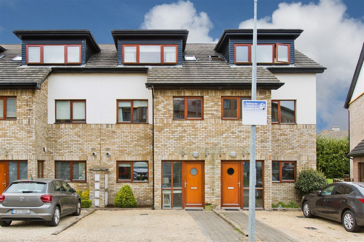 65 Olcovar, Shankill, Dublin 18