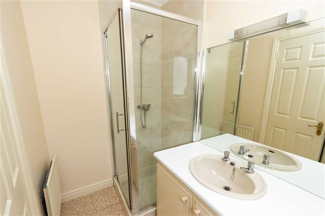 2 Belmont Green, Galloping Green, Stillorgan, County Dublin