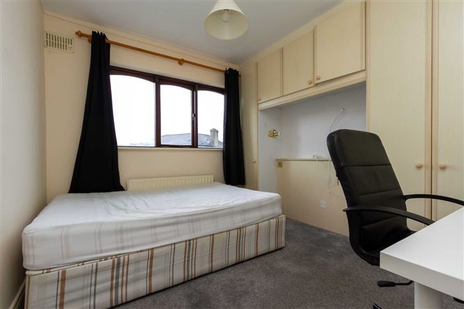 2 Belmont Green, Galloping Green, Stillorgan, County Dublin