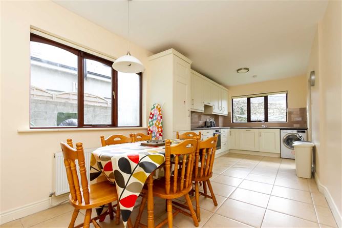 2 Belmont Green, Galloping Green, Stillorgan, County Dublin