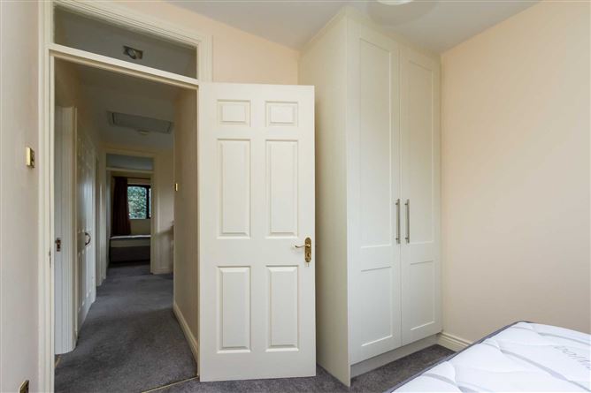 2 Belmont Green, Galloping Green, Stillorgan, County Dublin