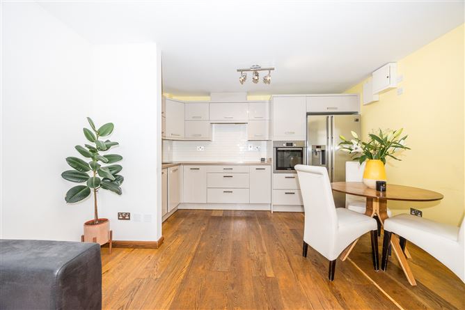 3 Parkview Grove , Finglas, Dublin 11