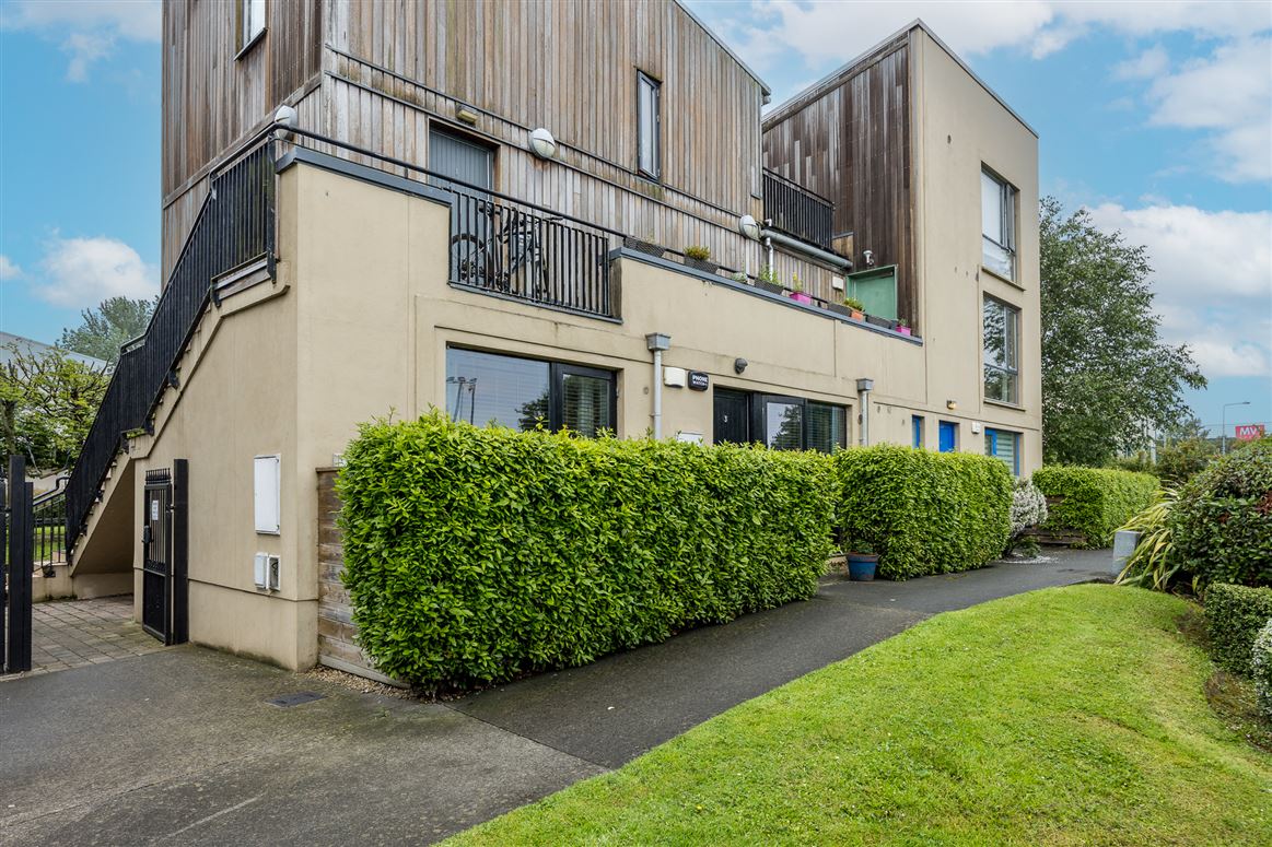 3 Parkview Grove , Finglas, Dublin 11