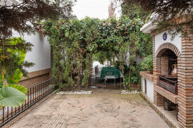 Spain, Marbella, Marbella Este - COSTA-00794P