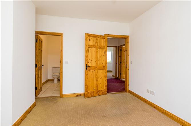 4 Ashwood, Knockcroghery, Co. Roscommon