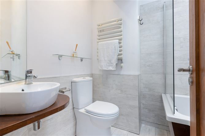 8 Castlewood Terrace, Rathmines, Dublin 6