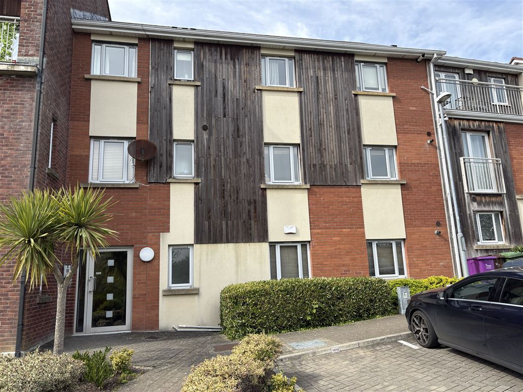 98 Cluain Shee, Stepaside, Dublin 18