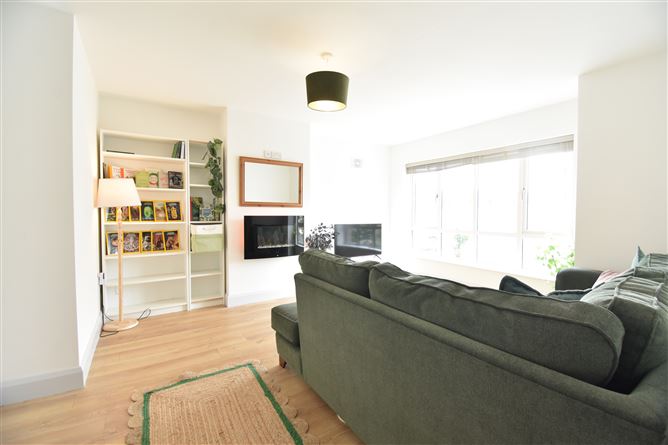 Photo 3 of 28 — 33 The Green, An Glasán, Enniscorthy, Wexford