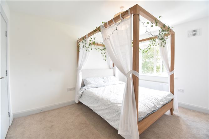 Photo 12 of 28 — 33 The Green, An Glasán, Enniscorthy, Wexford