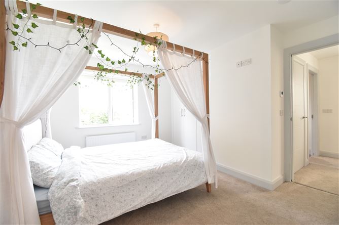 Photo 13 of 28 — 33 The Green, An Glasán, Enniscorthy, Wexford