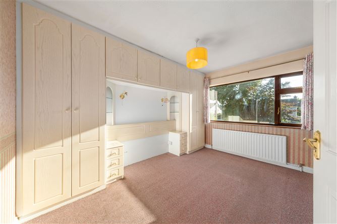 Photo 17 of 25 — 1 Brompton Grove, Castleknock, Dublin 15