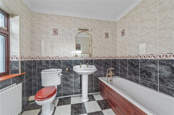 Photo 14 of 25 — 1 Brompton Grove, Castleknock, Dublin 15
