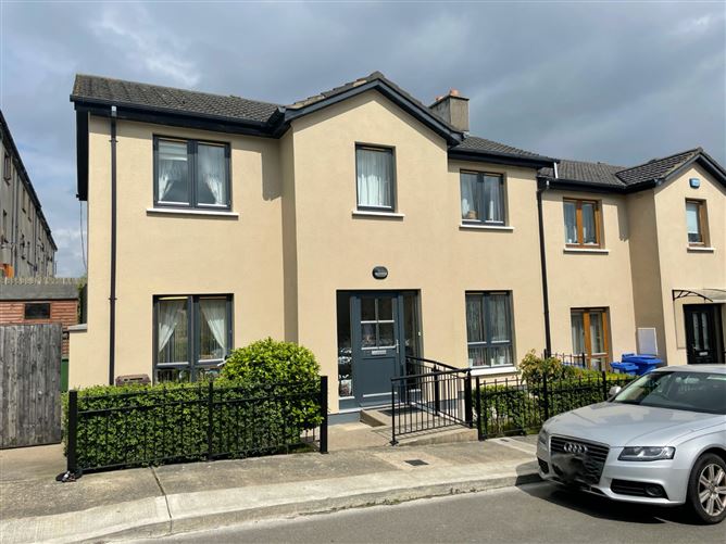 73 The Green, Clonard Village, Wexford Town