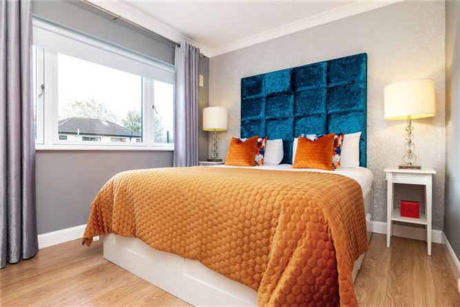 8 Hillcrest Park, Lucan, Co.Dublin