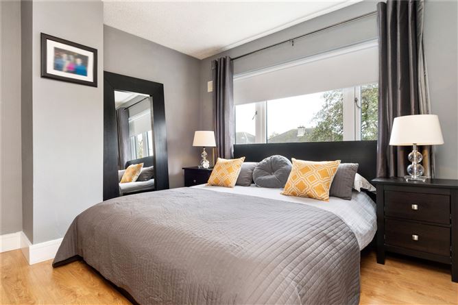 8 Hillcrest Park, Lucan, Co.Dublin