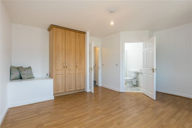 6 Riverchapel Street, Riverchapel, Co. Wexford