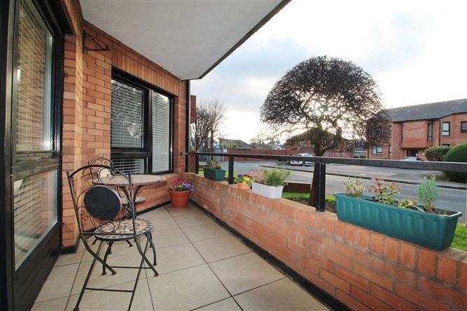 5 Brooklawn, Strandville Avenue, Clontarf, Dublin 3