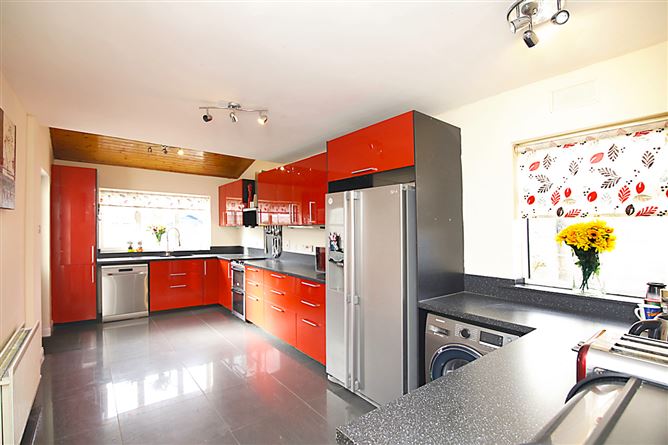 8 The Court, Sadleir Hall, Dunboyne, Meath