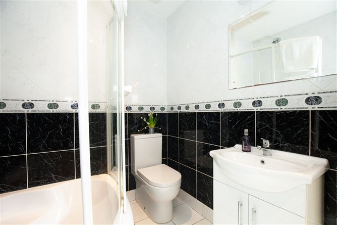 64 Luttrellstown Way, Castleknock, Dublin 15