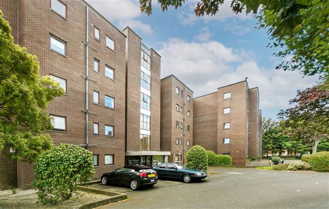 17 Elgin House, Ballsbridge Court, Ballsbridge, Dublin 4.