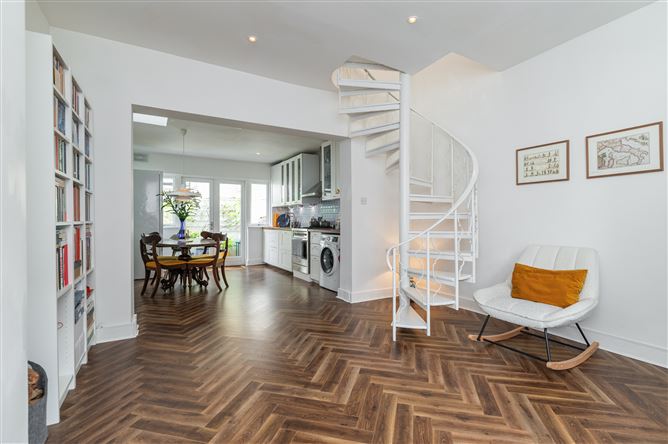 36 Eblana Villas,, Grand Canal Dk, Dublin 2