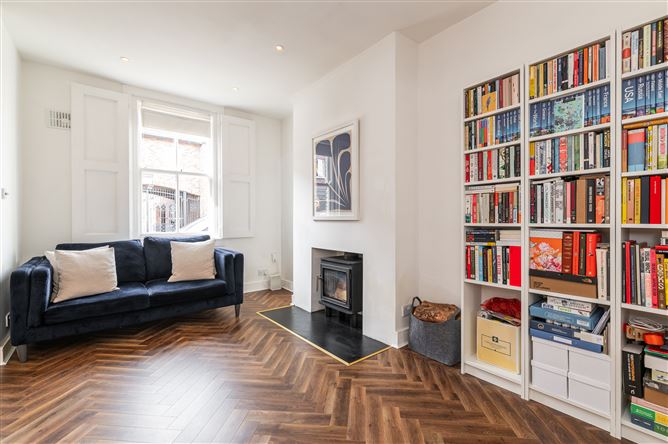 36 Eblana Villas,, Grand Canal Dk, Dublin 2