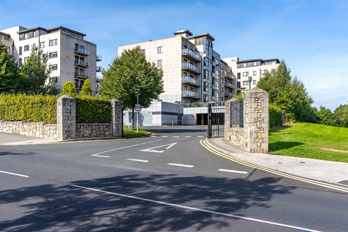 30 The Sycamore, Parkview, Stepaside, Dublin 18