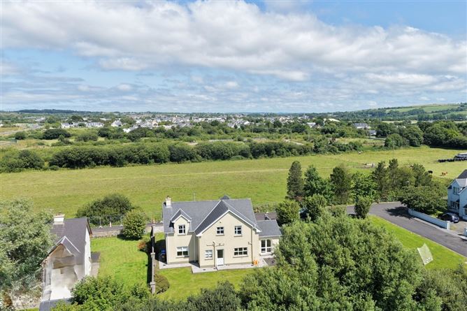 Photo 35 of 35 — 10 Islandganniv Place, Listowel, Co. Kerry