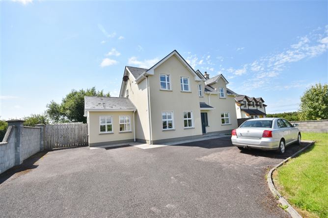 Photo 1 of 35 — 10 Islandganniv Place, Listowel, Co. Kerry