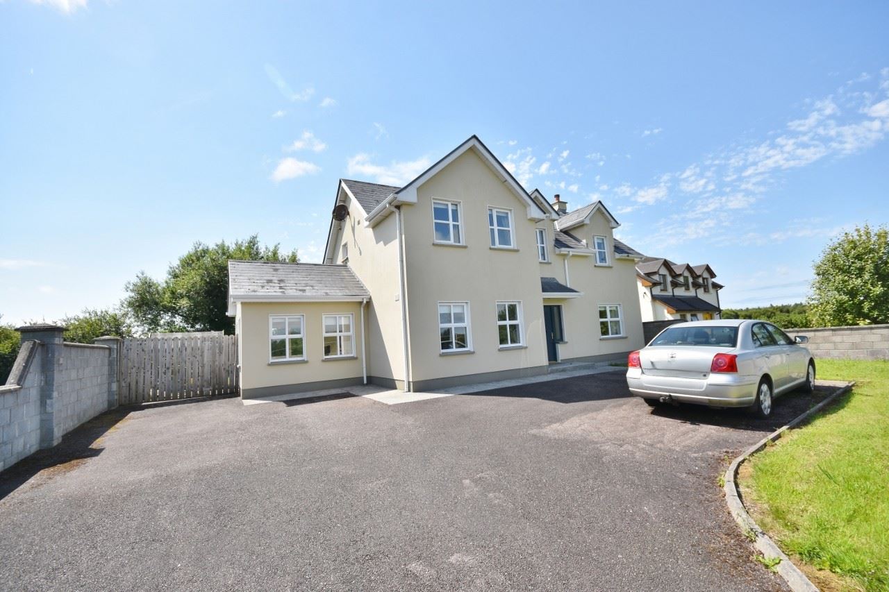 10 Islandganniv Place, Listowel, Co. Kerry