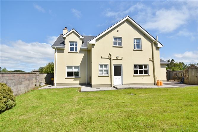 Photo 30 of 35 — 10 Islandganniv Place, Listowel, Co. Kerry