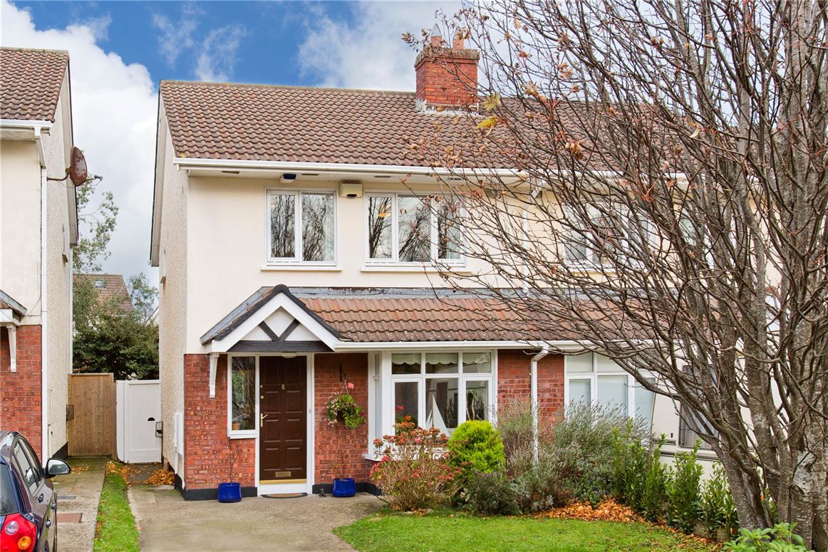 8 Glencairn Dale, The Gallops, Leoparstown, D18