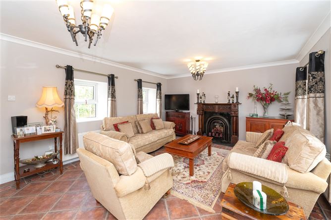 Highworth House, Glashaboy East, Carrignavar, Co. Cork
