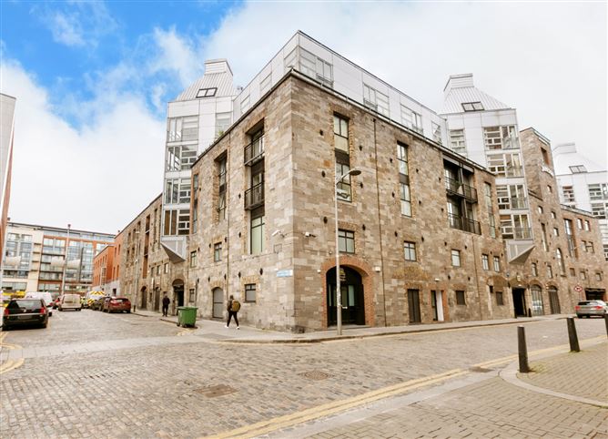 27 Block F, Smithfield Village, Dublin 7