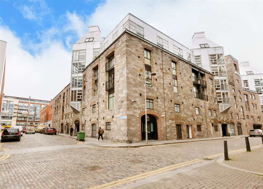 27 Block F, Smithfield Village, Dublin 7