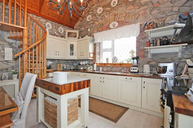 'Firtree Cottage'Kyle Road Limerick , Cappamore, Limerick