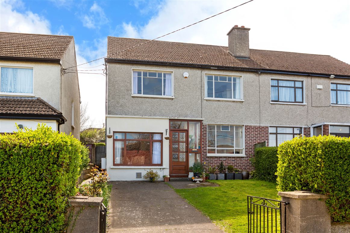 13 Newtown Park, Blackrock, Co. Dublin Sherry FitzGerald Blackrock