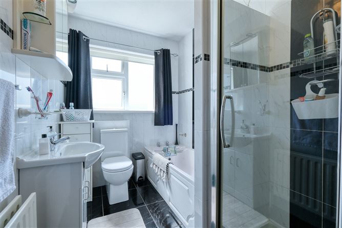 Dublin Road, Knockahaw, Longford