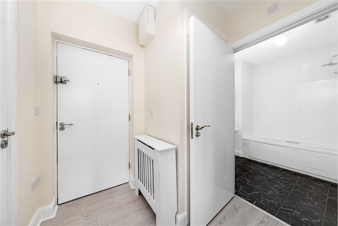 70 Belarmine Plaza, Stepaside, Dublin 18