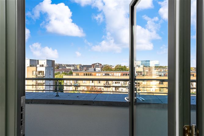 70 Belarmine Plaza, Stepaside, Dublin 18