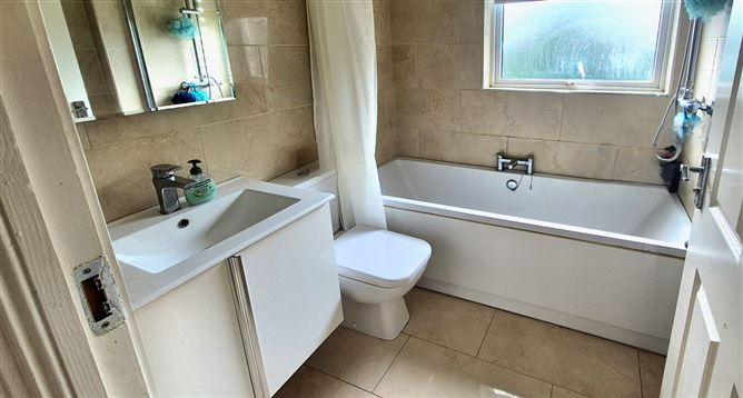 Apt 135, The Oaks, Ridgewood, Swords, County Dublin