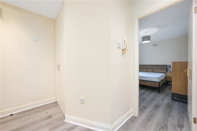 6 Manor Hall, Kilmainham, Dublin 8, D08 Y2R1