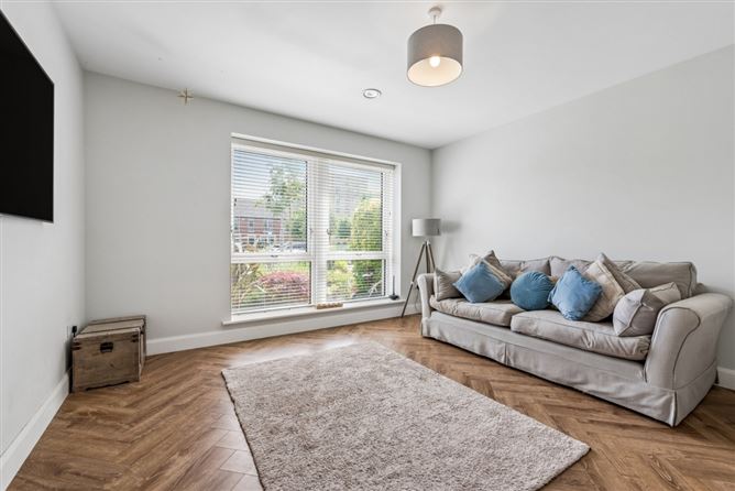 https://photos-a.propertyimages.ie/media/0/8/8/5008880/60e0a1c8-faff-48b0-9726-80226efce781_l.jpg