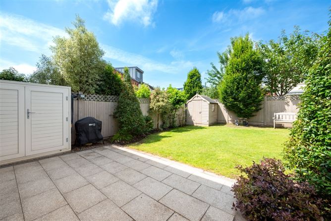 https://photos-a.propertyimages.ie/media/0/8/8/5008880/60e0a1c8-faff-48b0-9726-80226efce781_l.jpg