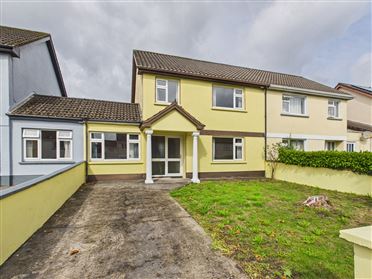 25 Castlewood Park, Ennis, Clare