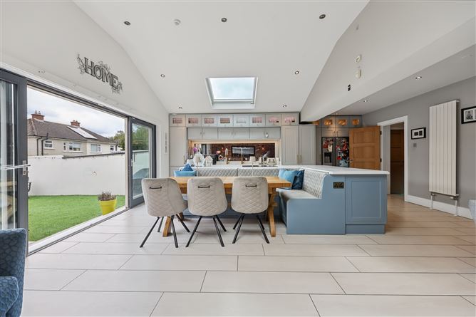 7 Carrickhill Walk, Portmarnock, County Dublin